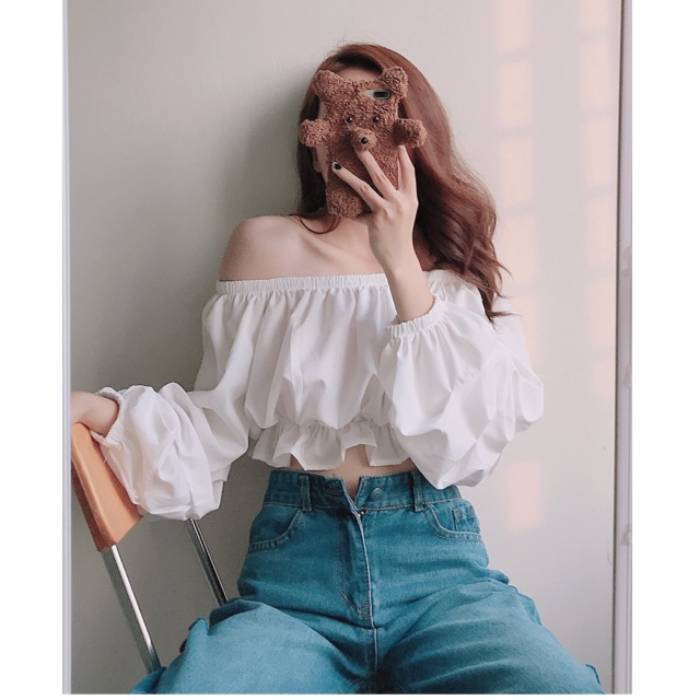 Kiểu áo sơ mi trễ vai quyến rũ