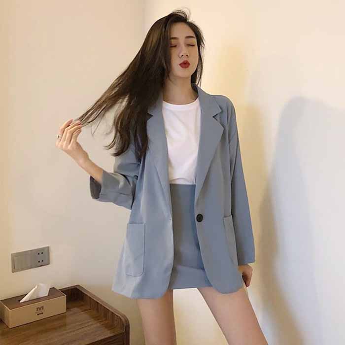Set balzer màu ghi tạo nên phong cách trẻ trung cá tính