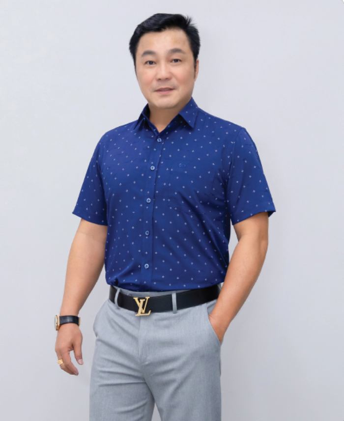 Áo sơ mi nam màu xanh chấm bi được bán tại Ấn Tượng Shop